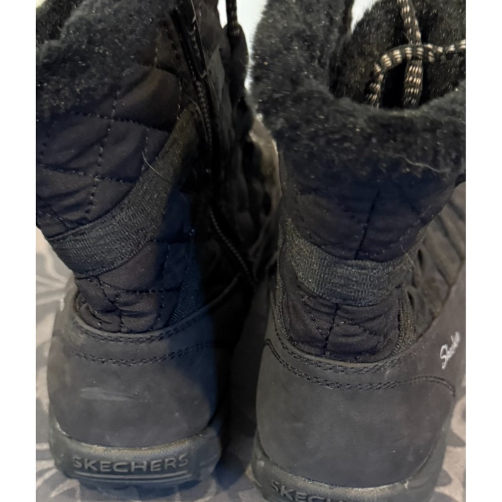 Skechers Women's Black Winter Boots Size 7 Fur Lined Lace Up Side Zip Cozy - Picture 4 of 6